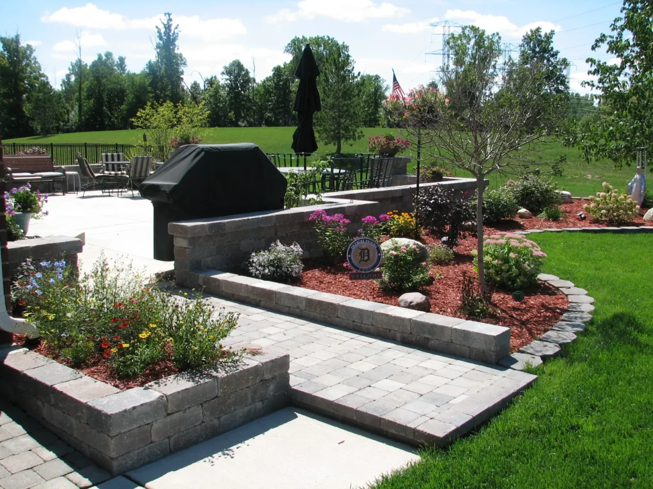 lone-star-retaining-wall-landscaping
