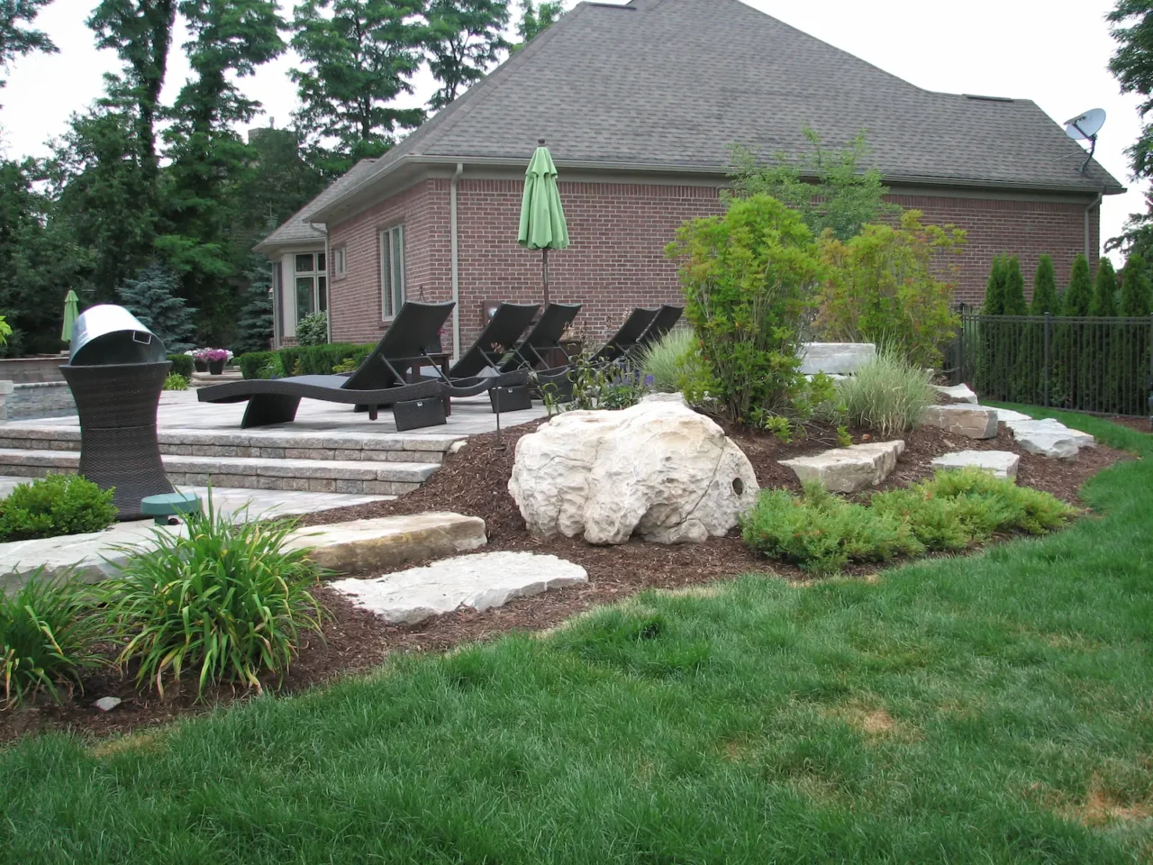 lone-star-landscaping