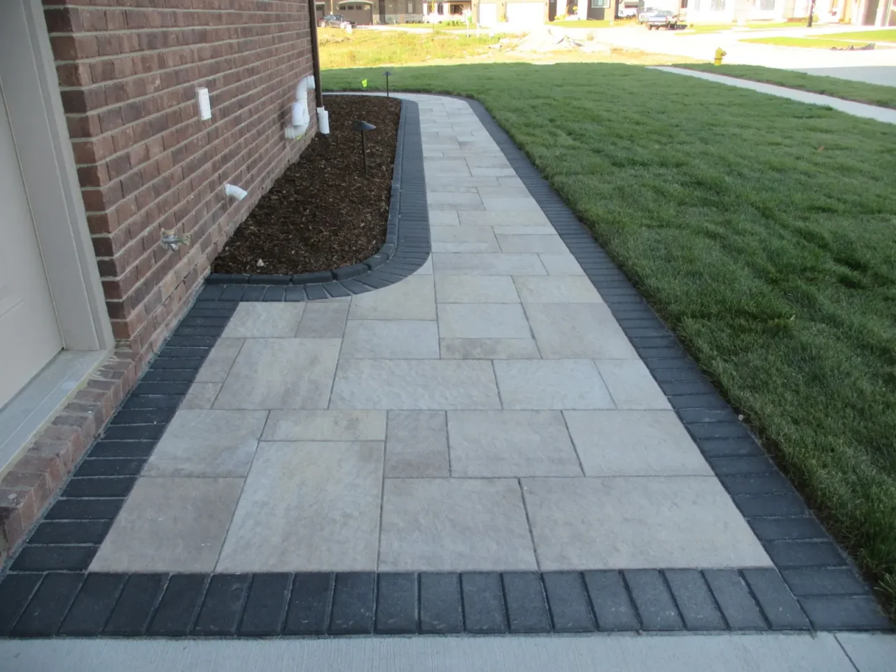 lone-star-walkway